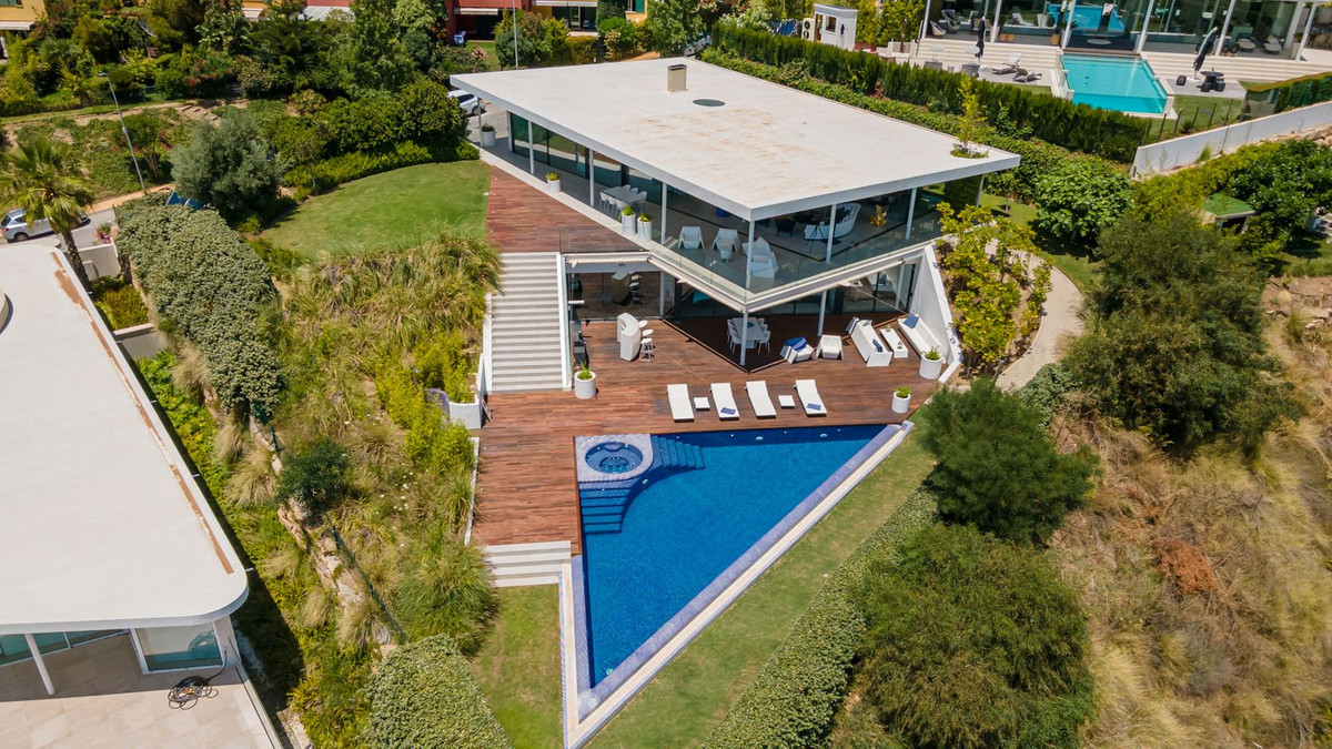 Villa en venta en El Higuerón (Fuengirola)