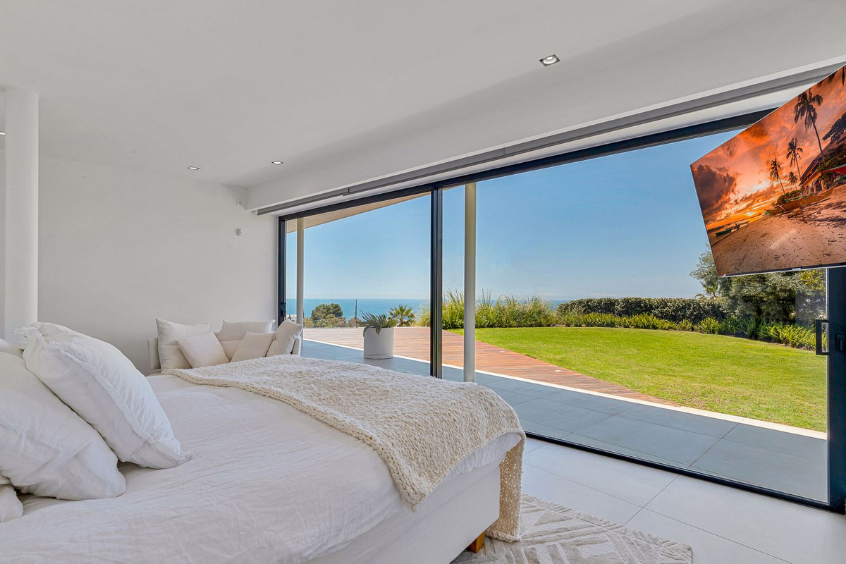 Villa en venta en El Higuerón (Fuengirola)