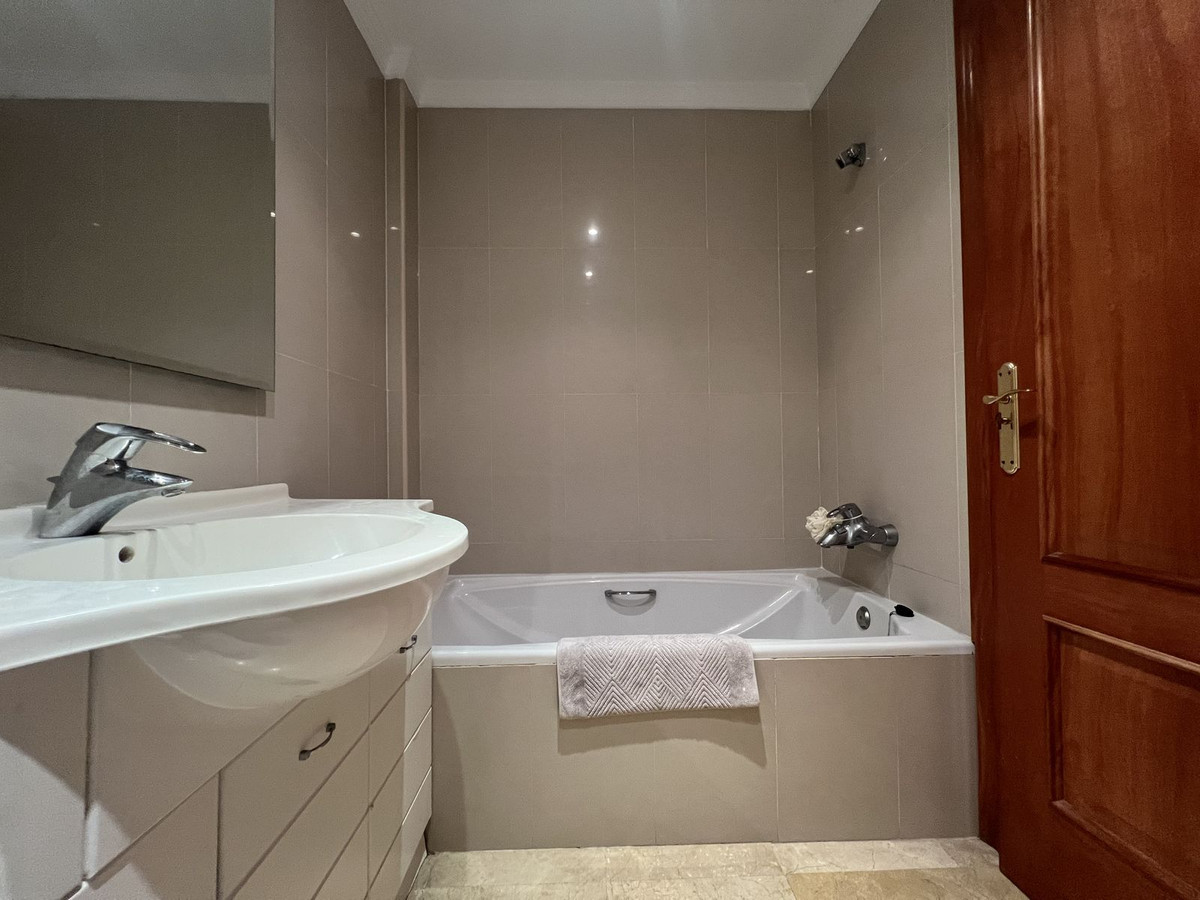 Flat for sale in Mijas Golf