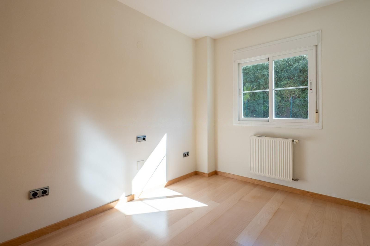 Villa en venta en Los Pacos (Fuengirola)