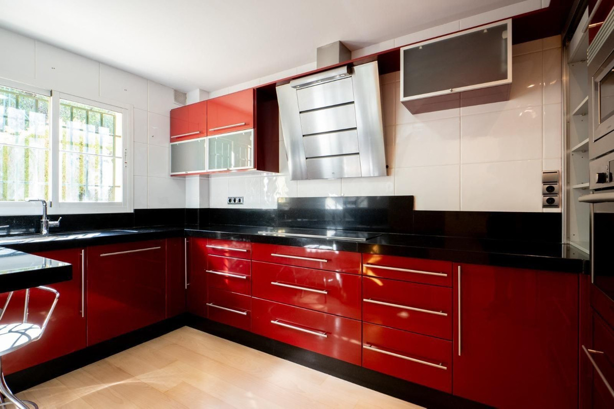 Villa en venta en Los Pacos (Fuengirola)
