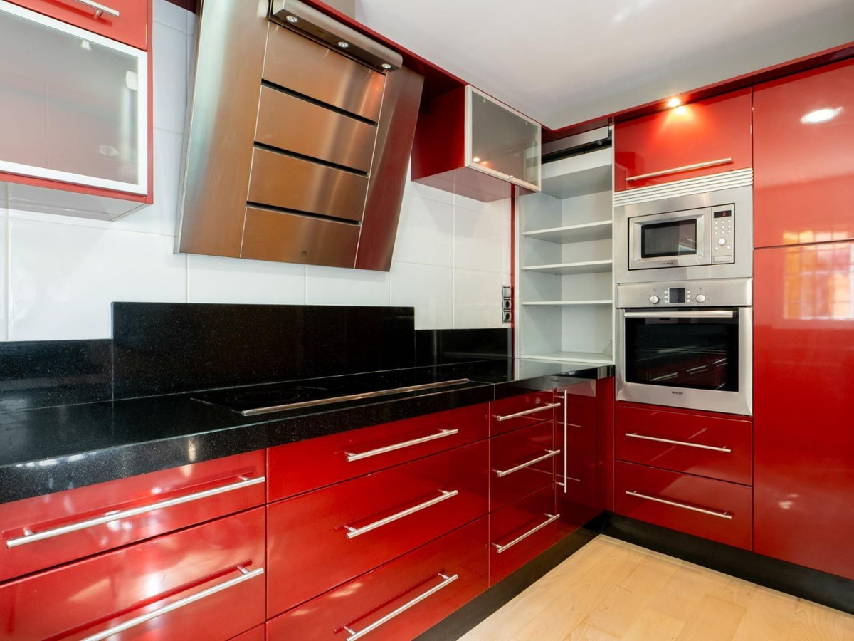 Villa en venta en Los Pacos (Fuengirola)
