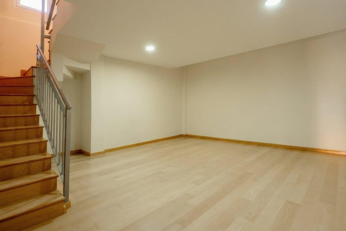 Villa en venta en Los Pacos (Fuengirola)