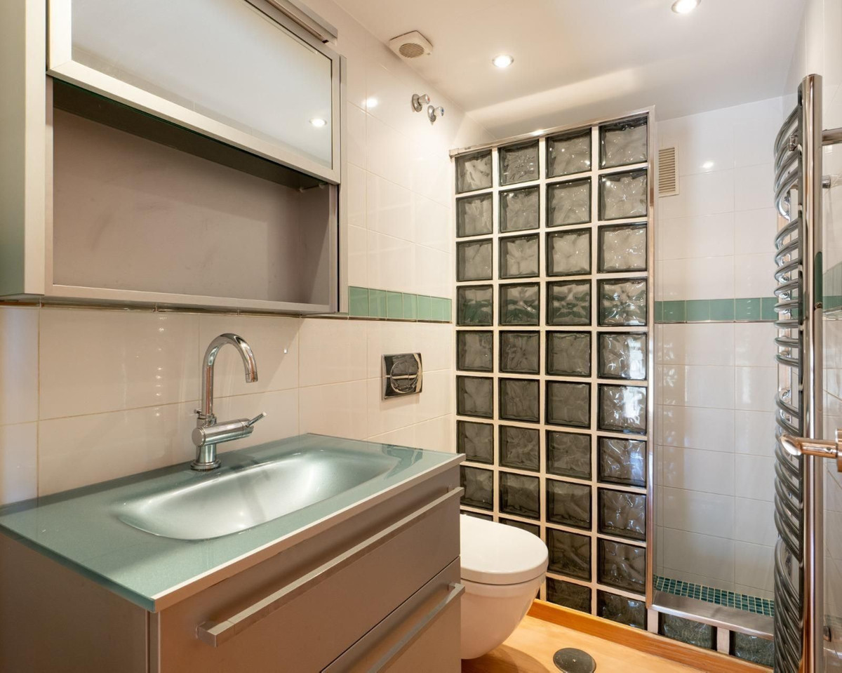 Villa en venta en Los Pacos (Fuengirola)