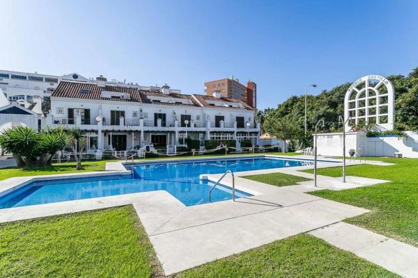Piso en venta en Zona Sohail (Fuengirola)