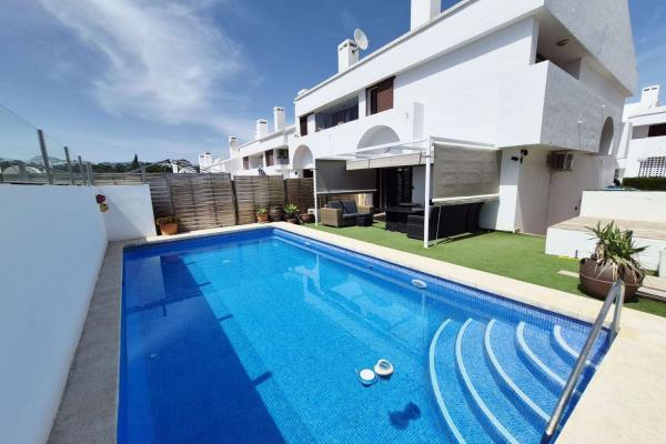 Hus till salu i La Cala de Mijas