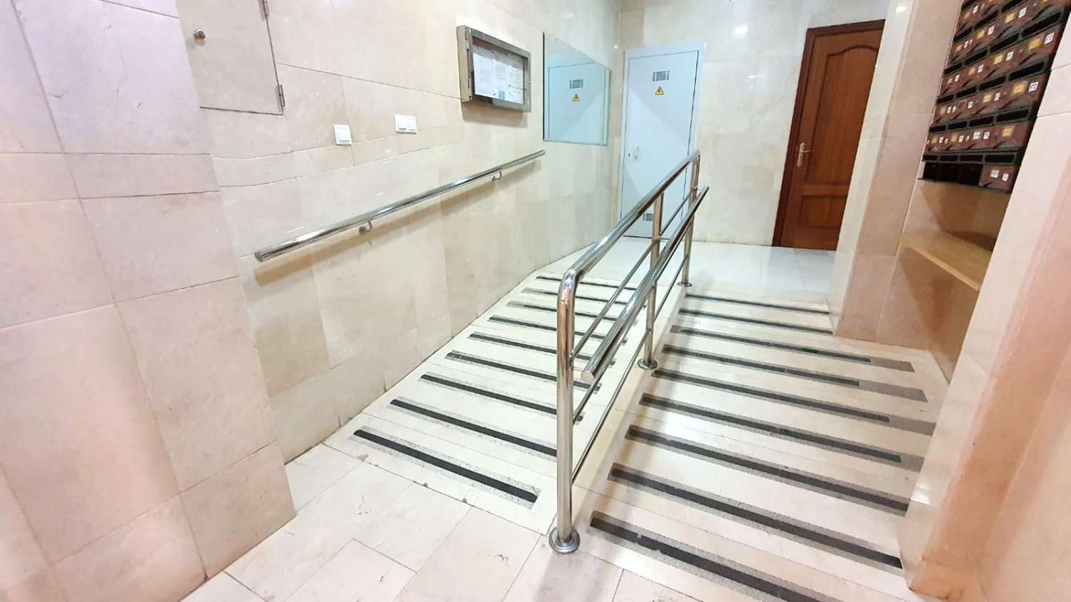 Piso en venta en Zona Puerto Deportivo (Fuengirola)